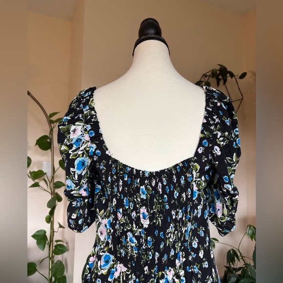 Zara - Floral Smocked Back Dress - Picture 6 of 8